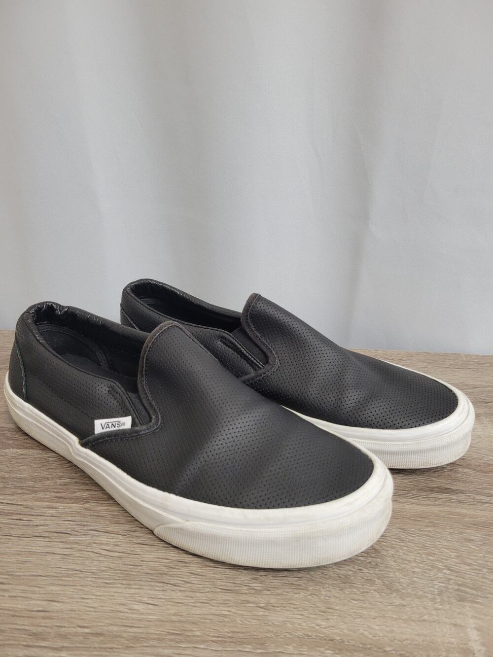 VANS Off The Wall Perf Leather Asher Black Slip On Skate Mens 7 Womens 8.5 Shoes